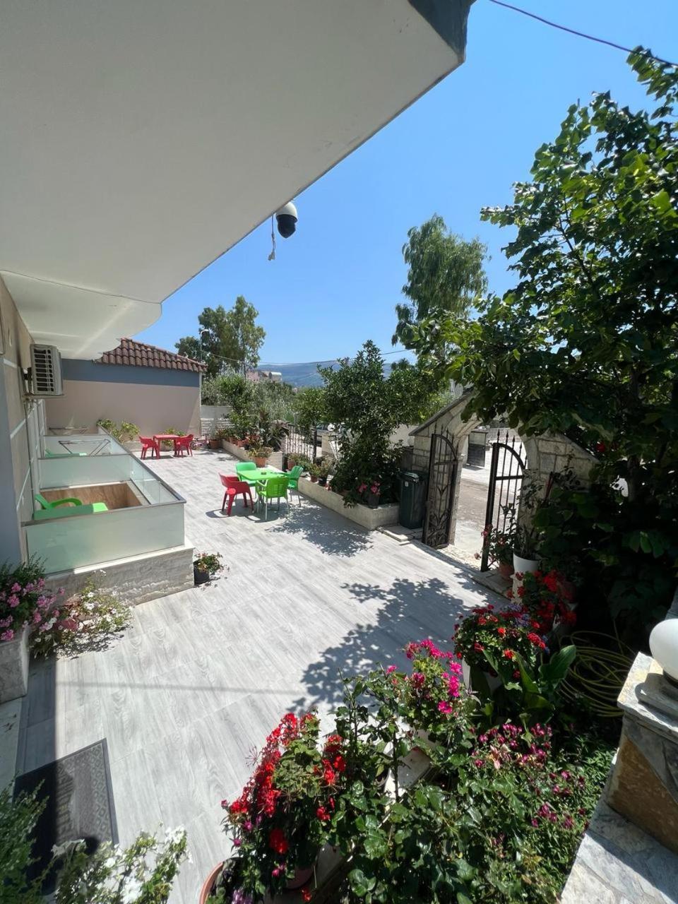 Hotel Villa Flowers Vlorë Exteriér fotografie